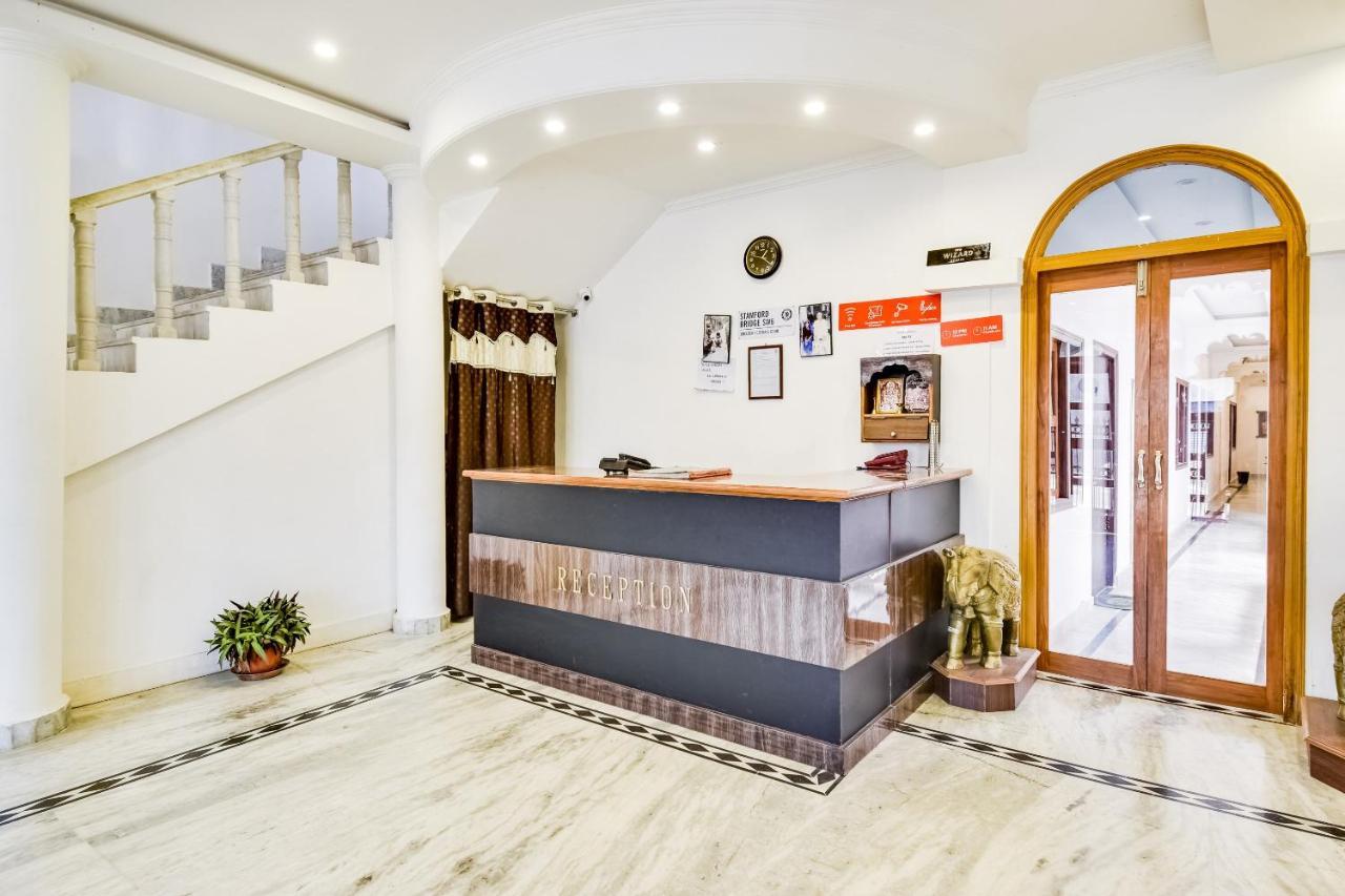 Capital O 23129 Chelsea Palace Hotel Khajuraho Exterior photo